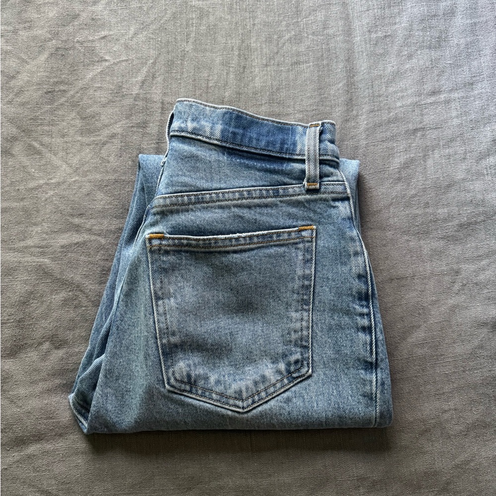 Abercrombie 90’s Straight Ultra High Rise